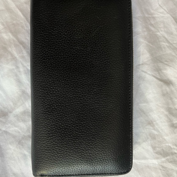 Alexander McQueen Leagher Zip Around Wallet Clutch with Golden Skull Authentic - Picture 8 of 14